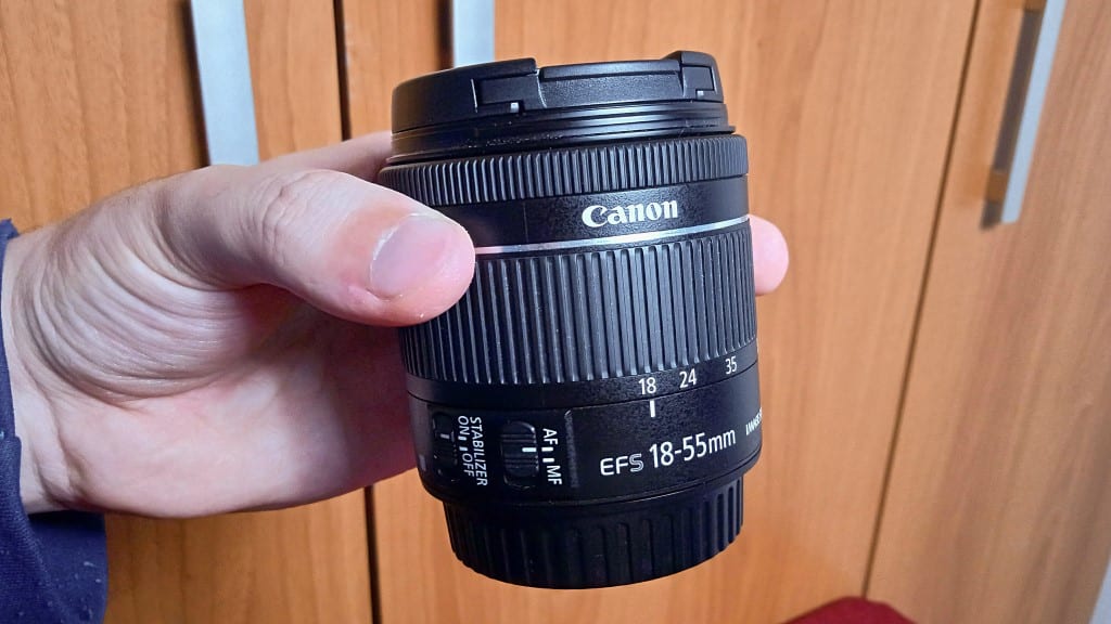 EF-S 18-55mm f/4-5.6 IS STM lens
